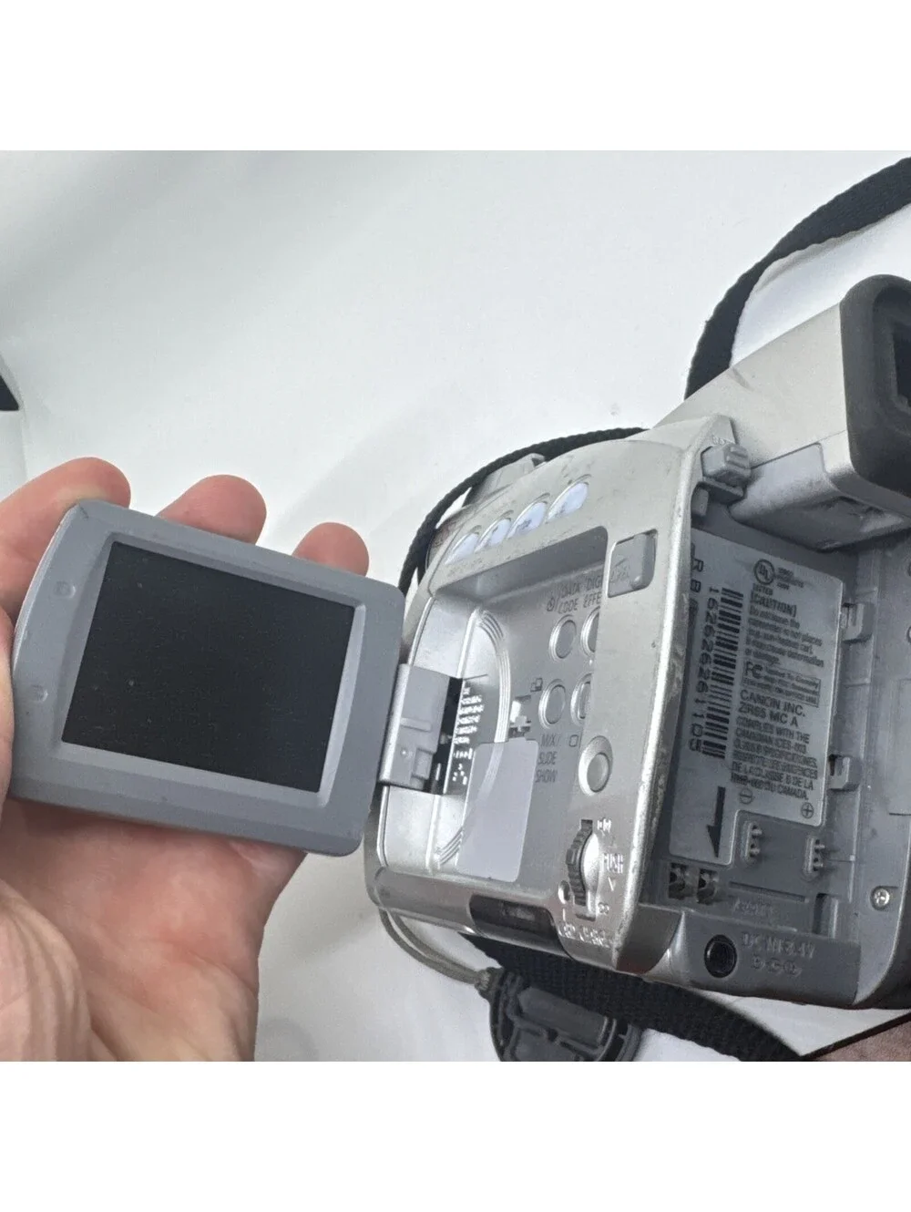 Canon ZR65 MC MiniDV Digital Video Camcorder 20x Optical Zoom / Works NO BATTERY